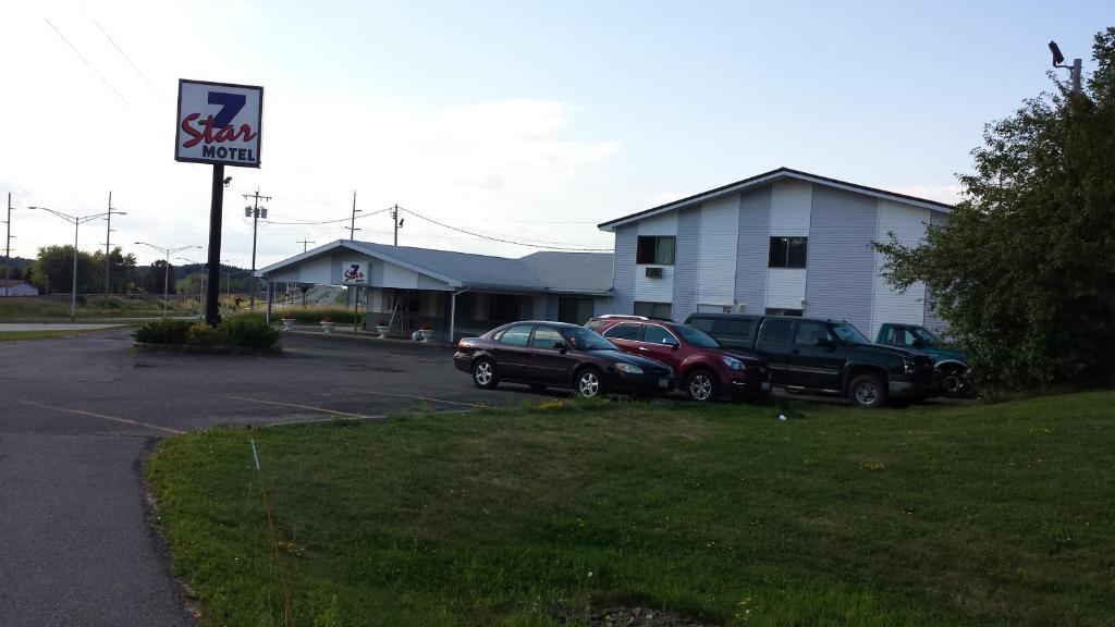 7 Star Motel Marshfield Екстер'єр фото